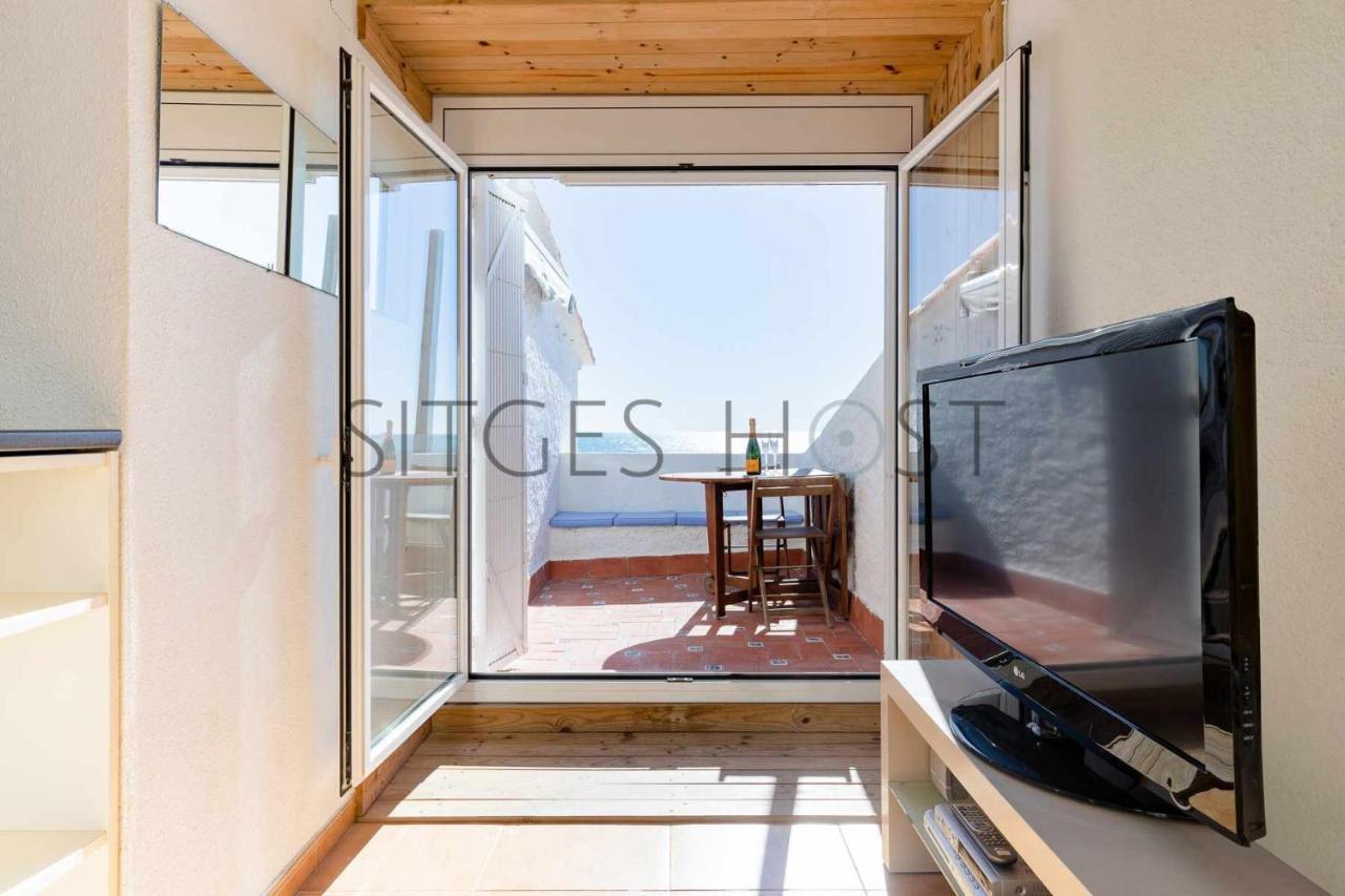 Alojate En Una Torre Sobre El Mar Apartment Sitges Luaran gambar